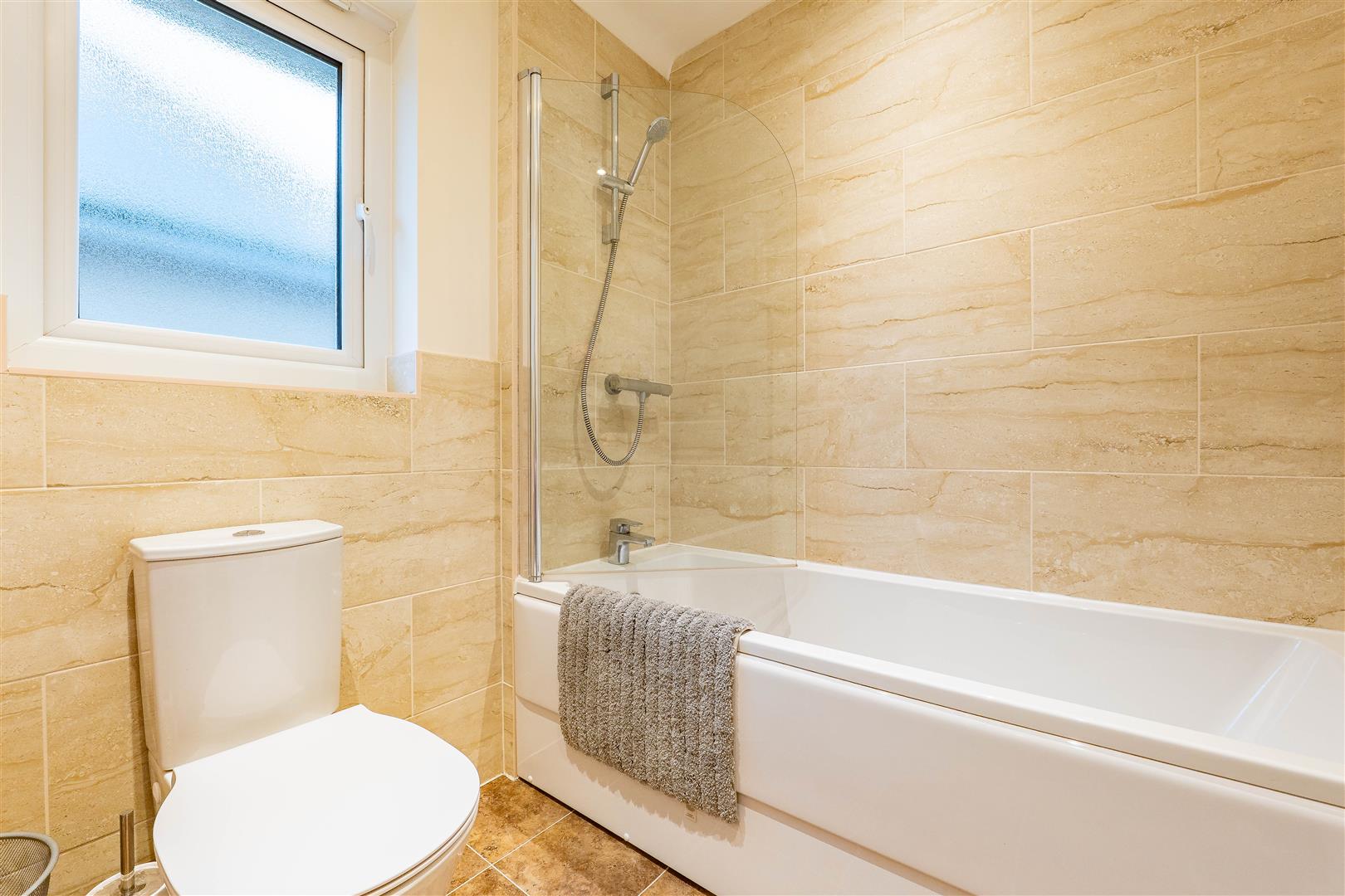 4 bed property in Thetford Drive, Leyland